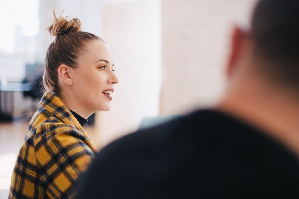 femme en entretien de motivation